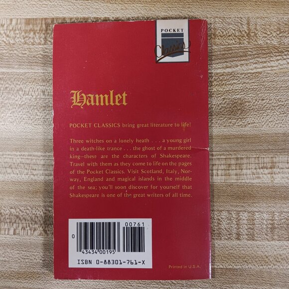 Hamlet William Shakespeare 1984 B&W Pocket Classics Comic Paperback Vintage 80s - Picture 2 of 6